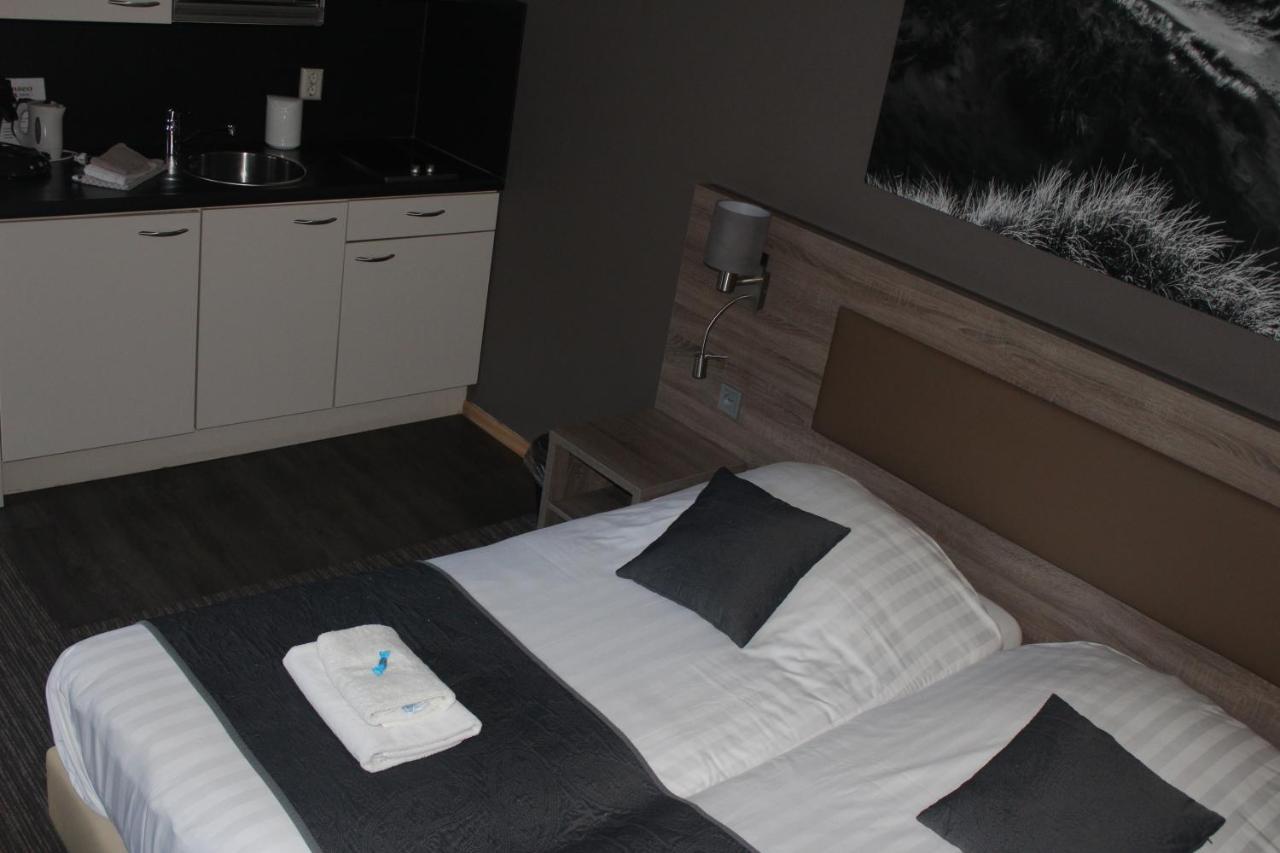 Hotel Restaurant 'T Klokje Renesse Ngoại thất bức ảnh