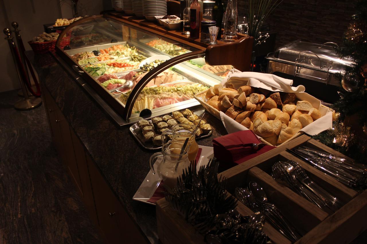 Hotel Restaurant 'T Klokje Renesse Ngoại thất bức ảnh