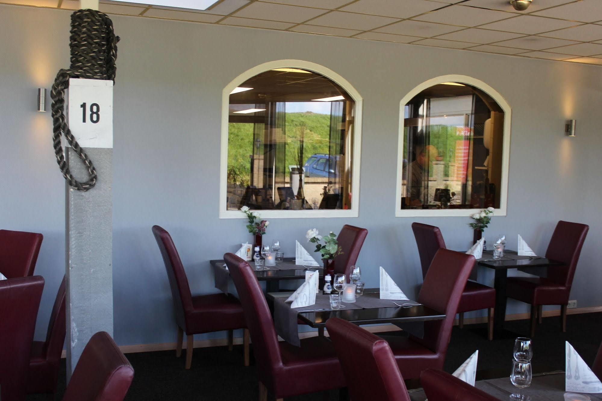 Hotel Restaurant 'T Klokje Renesse Ngoại thất bức ảnh